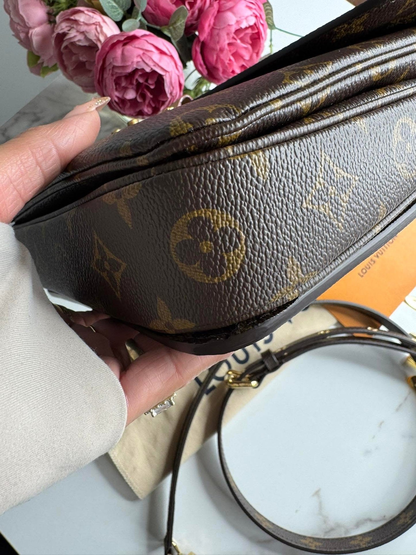 Louis Vuitton Pochette Métis