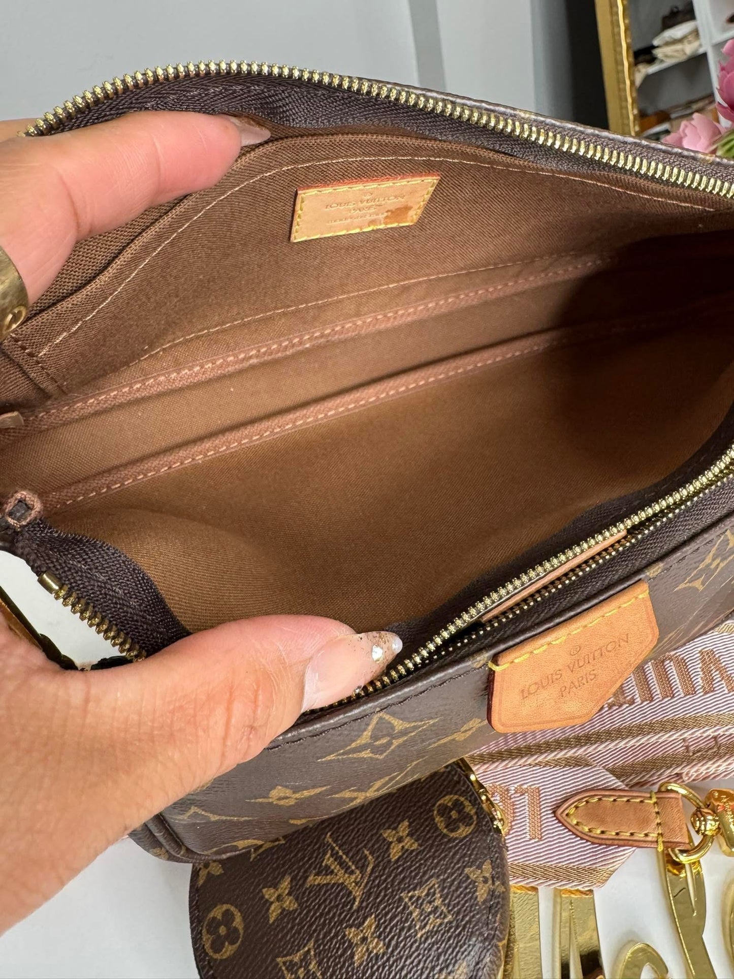 Louis Vuitton Multi Pochette Accessoires