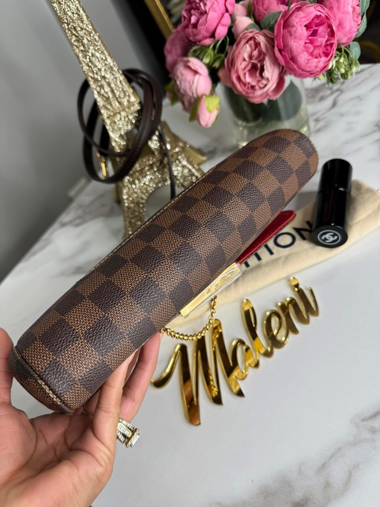 Louis Vuitton Favorita MM