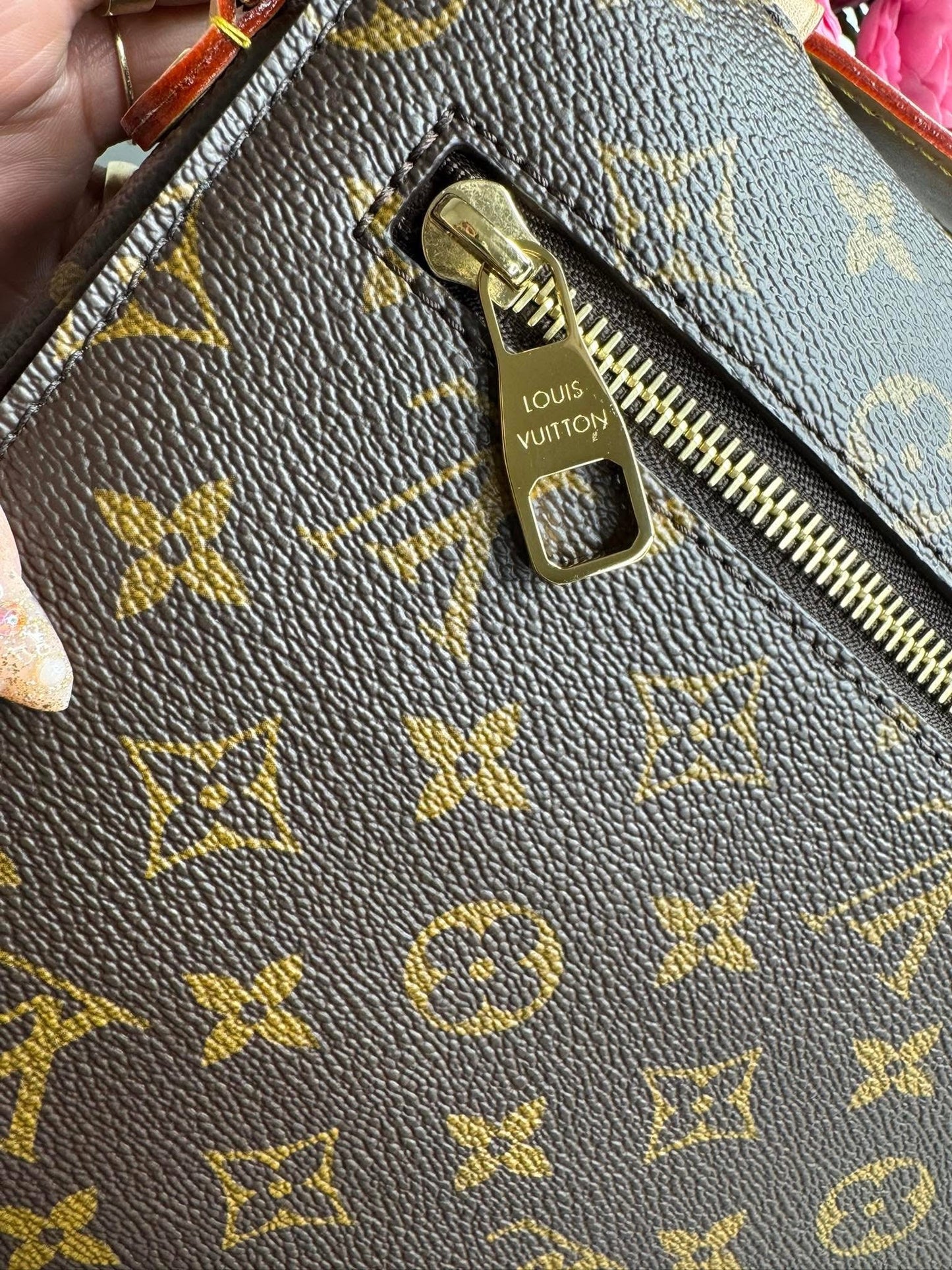 Louis Vuitton Pochette Métis