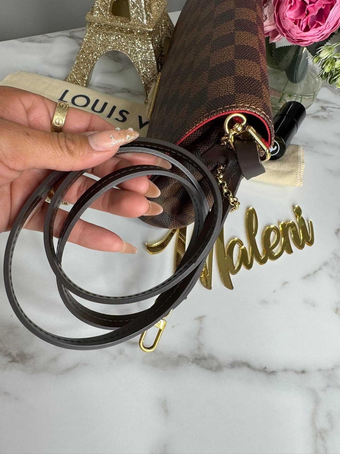 Louis Vuitton Favorita MM