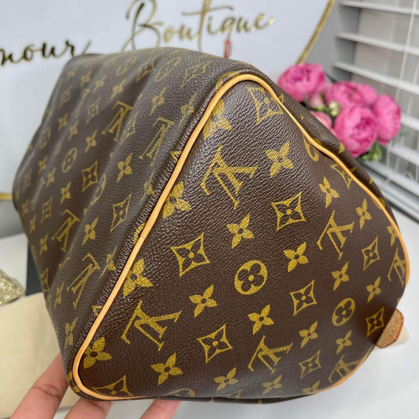 Louis Vuitton Speedy 30