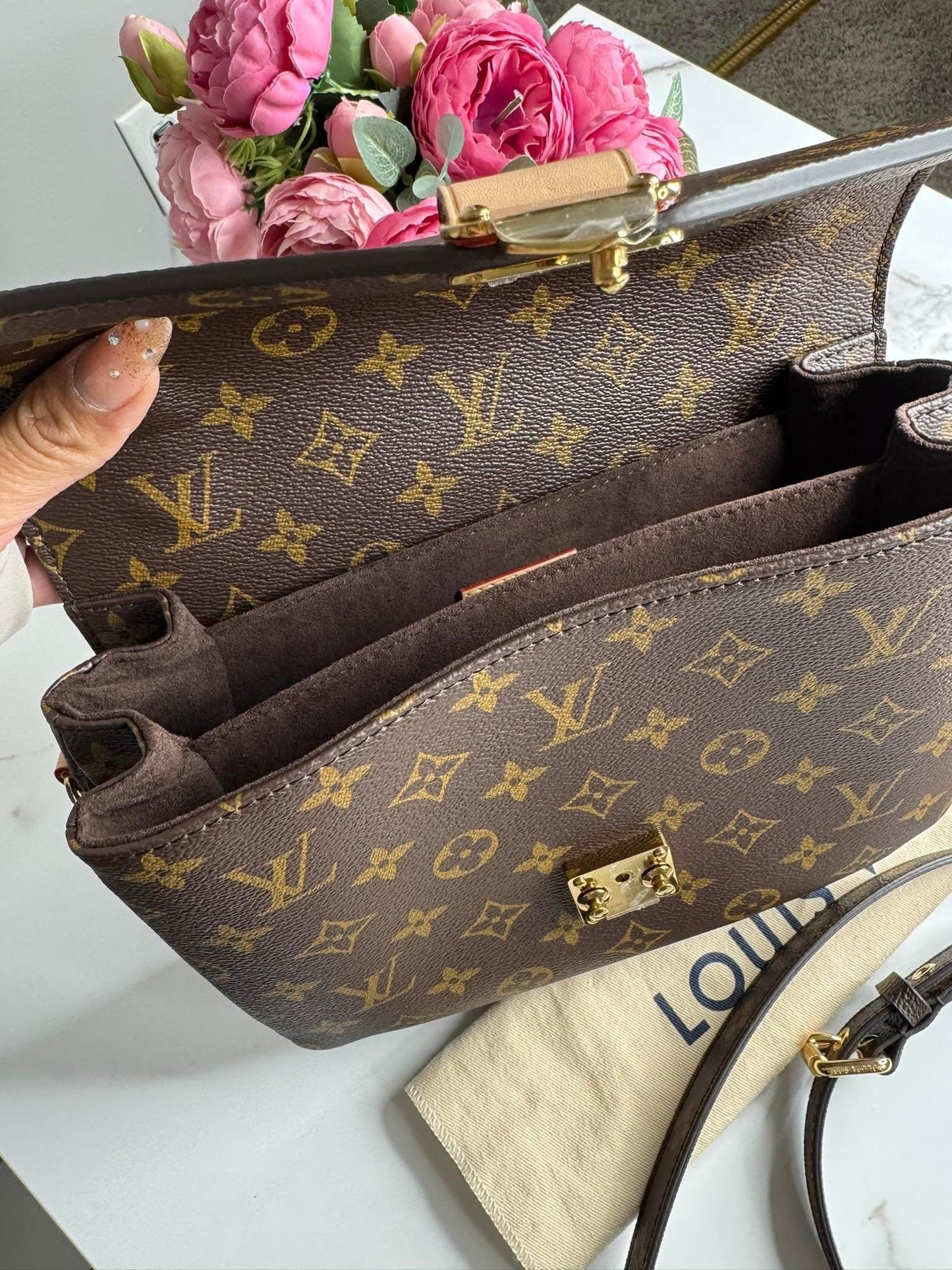 Louis Vuitton Pochette Métis