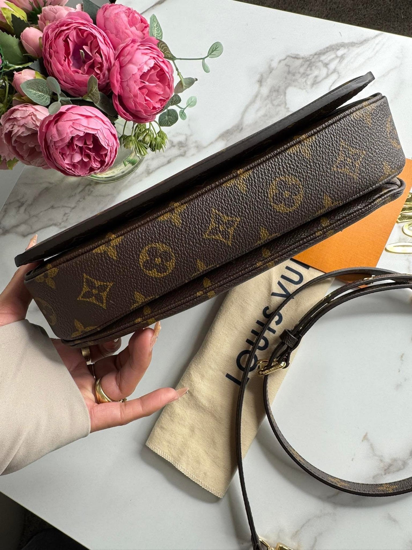 Louis Vuitton Pochette Métis