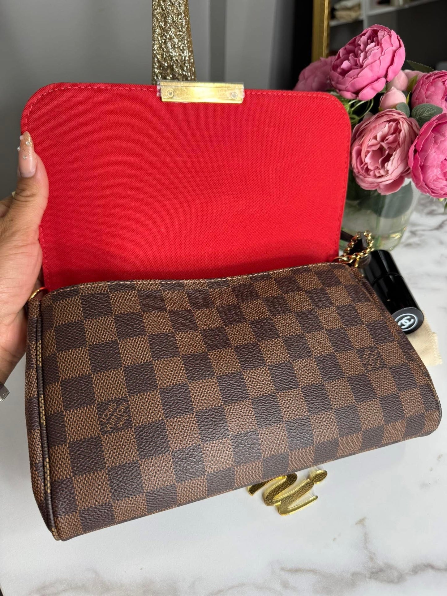 Louis Vuitton Favorita MM