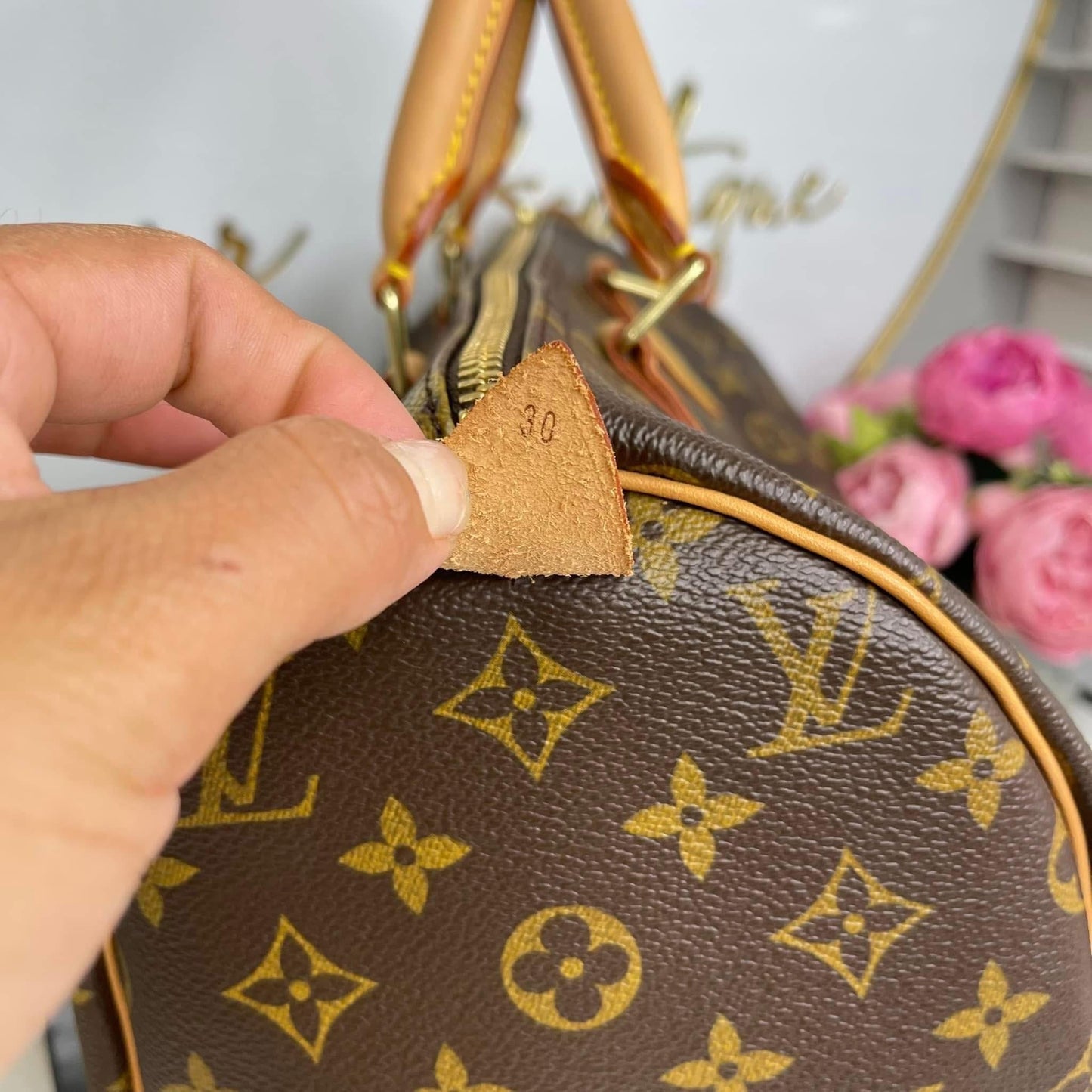 Louis Vuitton Speedy 30